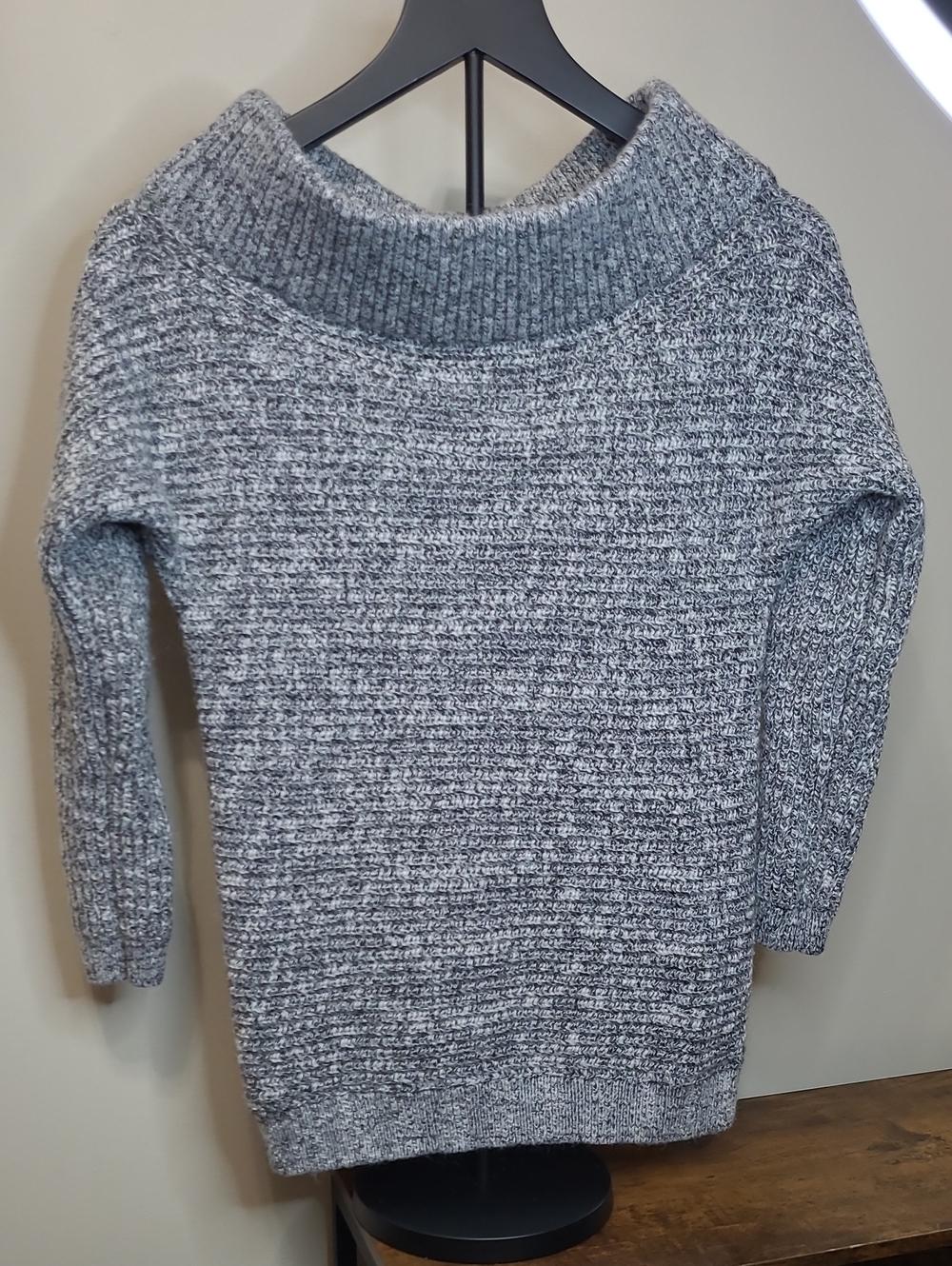 Express Black & White Blend Off-the-Shoulder Sweater size Small